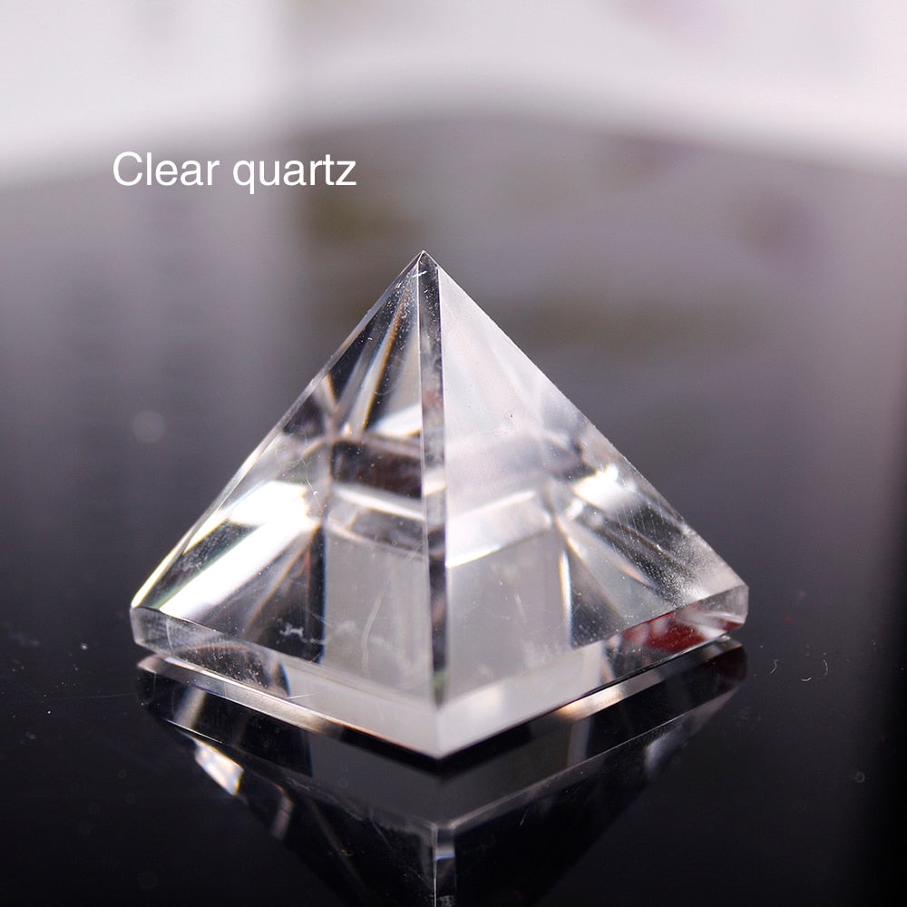 28-32mm Natural Crystal Pyramid Healing Crystal Crafts Rose Quartz Chakra Reiki Crystal Rainbow Fluorite Home Decor Point